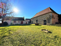 houses and homes for sale inGénisDordogne Aquitaine
