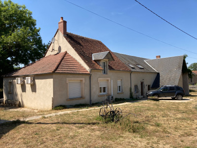 Maison à vendre à Saint-Jeanvrin, Cher, Centre, avec Leggett Immobilier