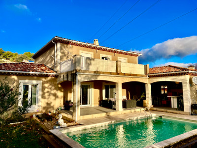 Maison à vendre à Sainte-Tulle, Alpes-de-Hautes-Provence, PACA, avec Leggett Immobilier