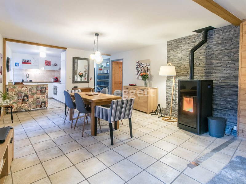 French property for sale in Samoëns, Haute-Savoie - €379,000 - photo 4