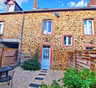 house for sale in Orne