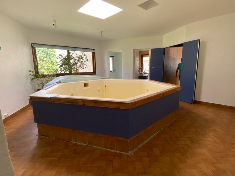 French property for sale in Montignac, Dordogne - €180,000 - photo 6