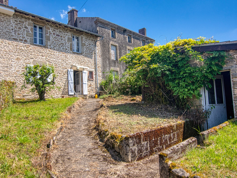 Maison à Châteauponsac, Haute-Vienne - photo 1