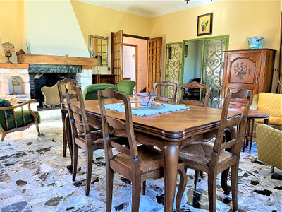 French property for sale in Saint-Chinian, Hérault - €318,000 - photo 1