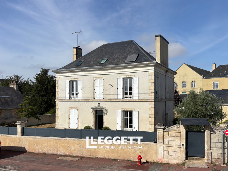 Maison 13 pièce(s), MAMERS