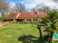 Maison à vendre à Saint-Aubin-de-Nabirat, Dordogne - 299.600 € - photo 1