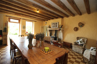 Maison à vendre à Cléré-du-Bois, Indre - 219.350 € - photo 5