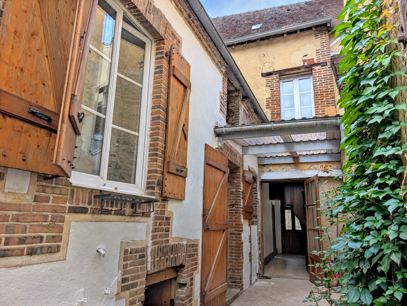 French property for sale in Longny les Villages, Orne - €100,000 - photo 1