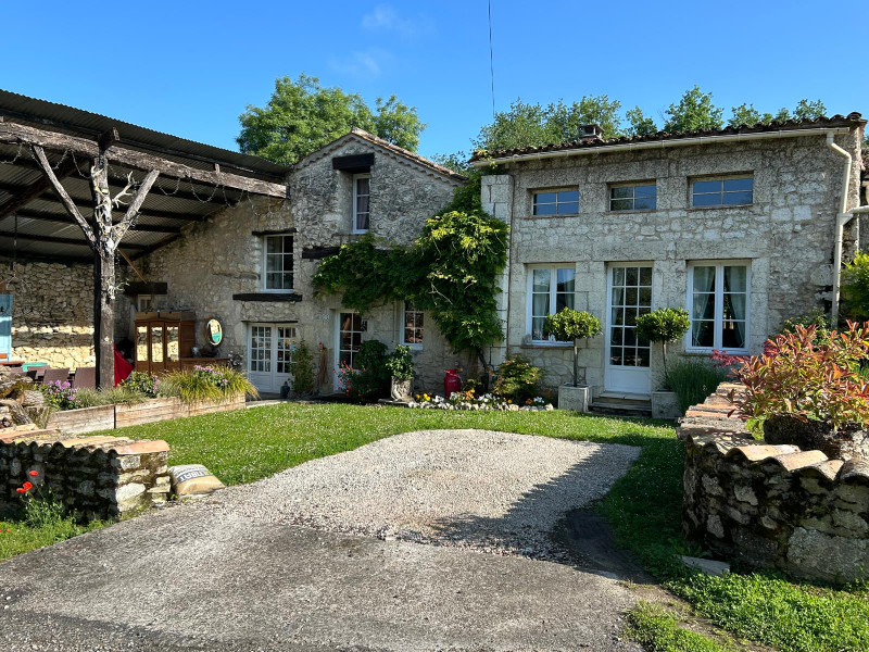French property for sale in Saint-Sernin, Lot-et-Garonne - €620,000 - photo 2