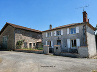 Propriété à vendre à Exideuil-sur-Vienne, Charente - 134 000 € - photo n°1