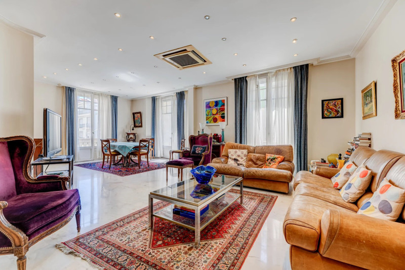 French property for sale in Nice, Alpes-Maritimes - €1,396,000 - photo 0