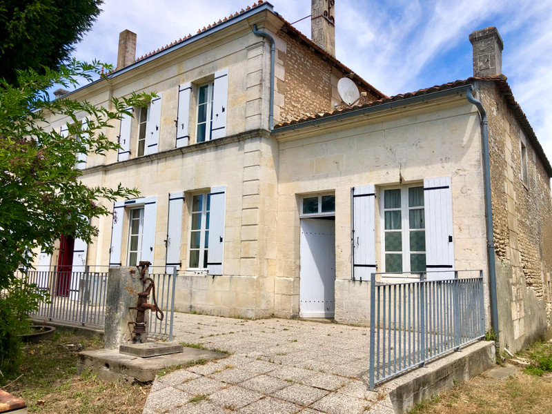 French property for sale in Saint-Fort-sur-Gironde, Charente-Maritime - &#8364;262,150 - photo 6