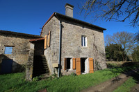Maison à vendre à Paizay-Naudouin-Embourie, Charente - 41 600 € - photo 1