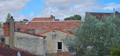 French property for sale in Maillezais, Vendée - €299,600 - photo 8