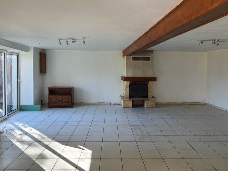 French property for sale in Villemain, Deux-Sèvres - €119,900 - photo 5