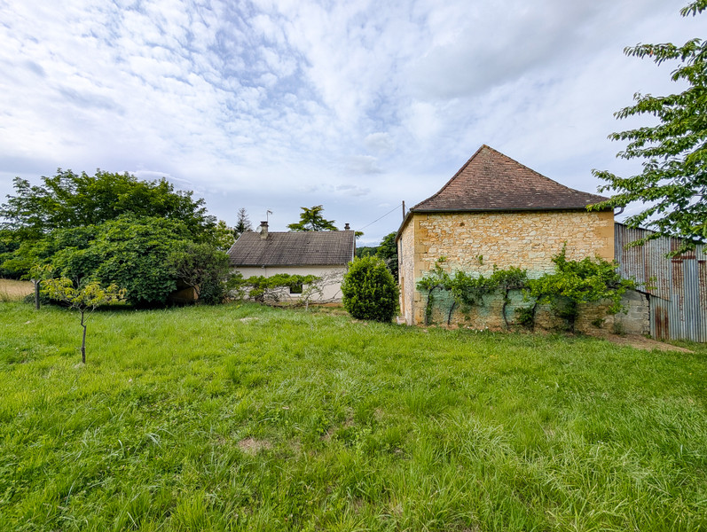 Propriété à vendre à Saint-Martial-d'Albarède, Dordogne - 135 900 €
