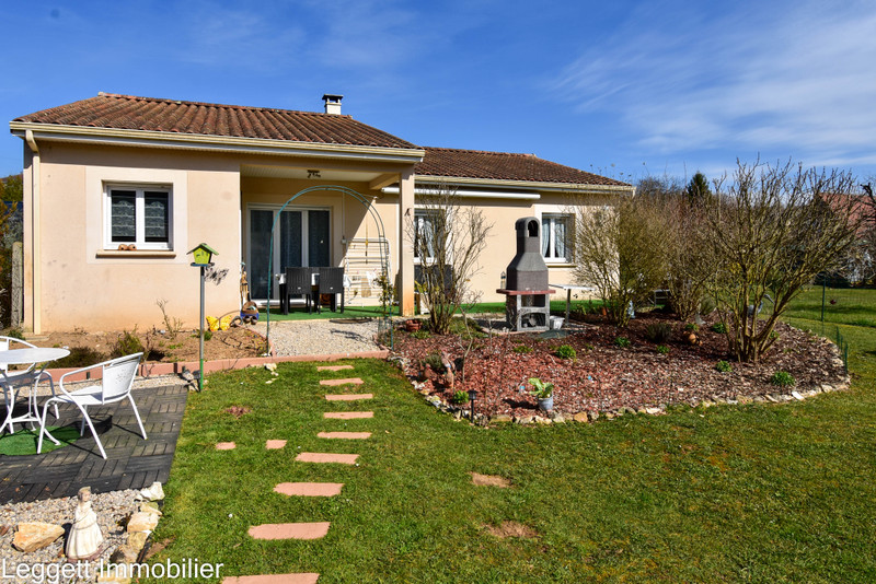 French property for sale in Le Lardin-Saint-Lazare, Dordogne - photo 2