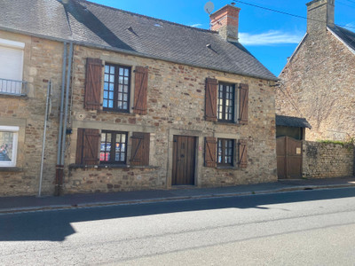 Maison à vendre à Prétot-Sainte-Suzanne, Manche, Basse-Normandie, avec Leggett Immobilier