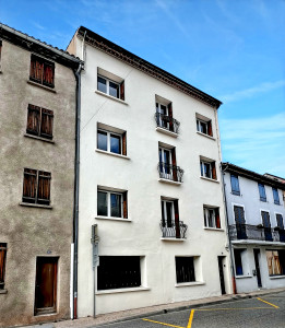 Maison à vendre à Axat, Aude, Languedoc-Roussillon, avec Leggett Immobilier