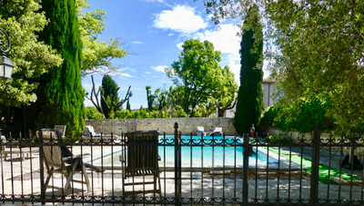 Rare - Magnificent manor house between Nîmes and Montpellier