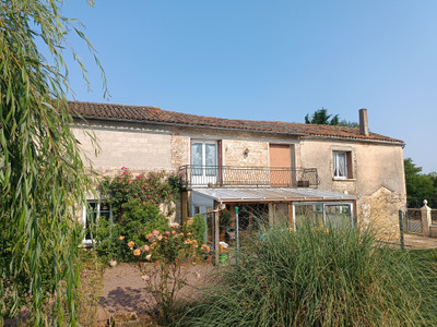 house for sale in Charente