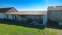 Propriété à vendre à Paizay-Naudouin-Embourie, Charente - 299 950 € - photo n°11
