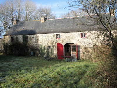 Maison à vendre à Saint-Goazec, Finistère, Bretagne, avec Leggett Immobilier