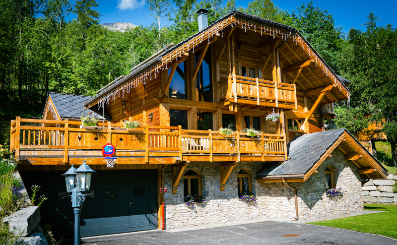 Maison à vendre à Briançon, Hautes-Alpes - 1 365 000 € - photo 1 Maison à vendre à Briançon, Hautes-Alpes - 1 365 000 € - photo 1