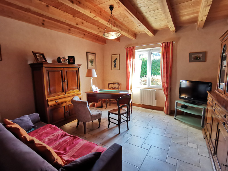 French property for sale in Le Bugue, Dordogne - €450,000 - photo 3