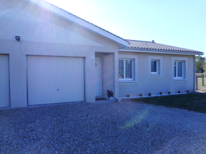 French property for sale in Pineuilh, Gironde - &#8364;189,700 - photo 3