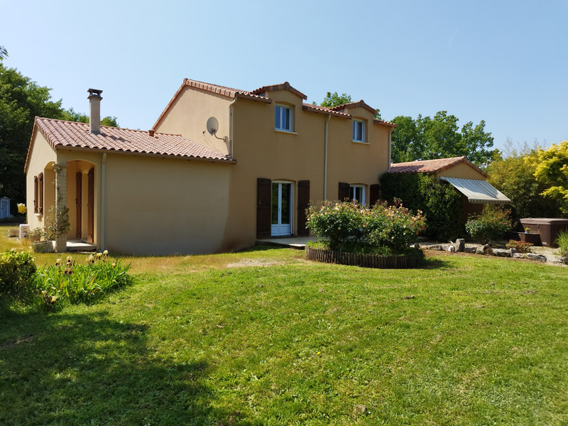 French property for sale in Valence-en-Poitou, Vienne - €267,000 - photo 3
