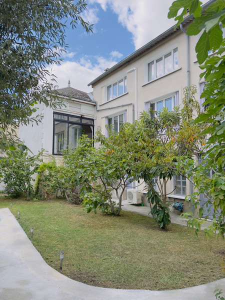 French property for sale in Issoudun, Indre - €463,220 - photo 0