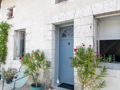 French property for sale in Mouzon, Charente - €99,000 - photo 9