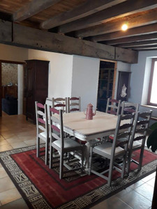 French property for sale in Noyant-d'Allier, Allier - €685,000 - photo 2