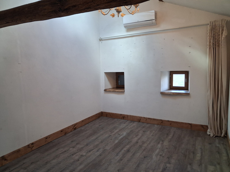French property for sale in Genouillé, Vienne - €189,000 - photo 13