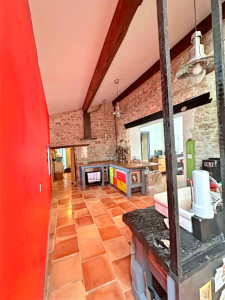 French property for sale in Saint-Yzans-de-Médoc, Gironde - €318,000 - photo 4