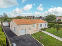 Maison à vendre à Mouthiers-sur-Boëme, Charente - 229 000 € - photo 2