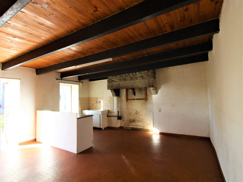French property for sale in Maël-Pestivien, Côtes-d'Armor - &#8364;32,000 - photo 3