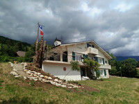 Propriété à vendre à Gex, Ain - 935 000 € - photo n°1