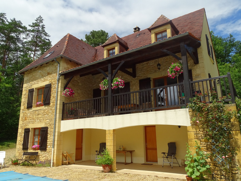 French property for sale in Montignac, Dordogne - €397,500 - photo 4