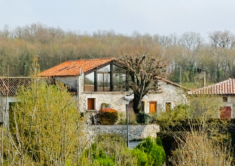 French property for sale in Fontenille, Charente - €214,000 - photo 0