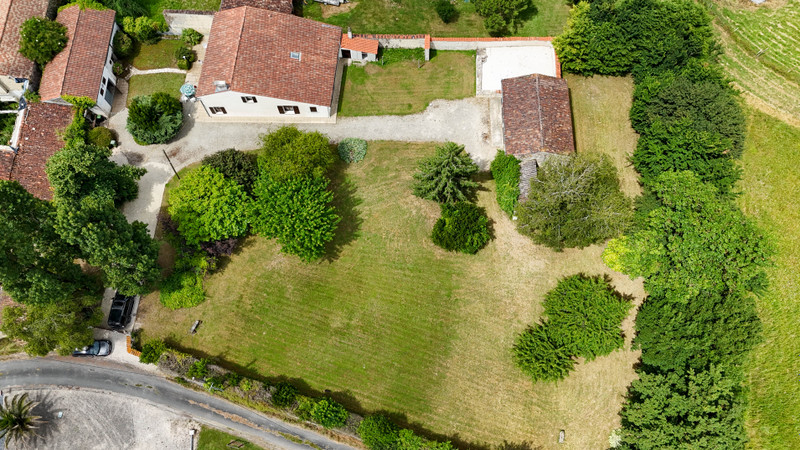 Propriété à vendre à Migron, Charente-Maritime - 249 500 €