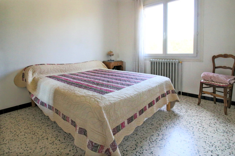 French property for sale in Bonnieux, Vaucluse - €375,000 - photo 6