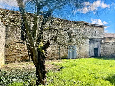 French property for sale in Courcôme, Charente - €94,600 - photo 8