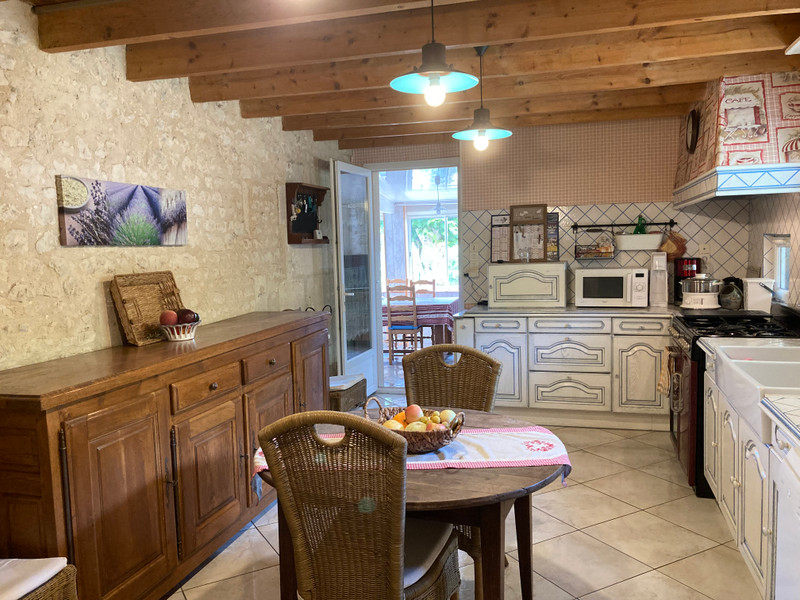 French property for sale in Jurignac, Charente - €349,500 - photo 3