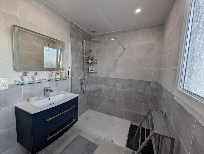 French property for sale in Capestang, Hérault - €265,000 - photo 9