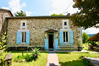 Maison à Écuras, Charente - photo 1
