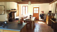 Maison à vendre à Lourdoueix-Saint-Michel, Indre - 245.030 € - photo 4