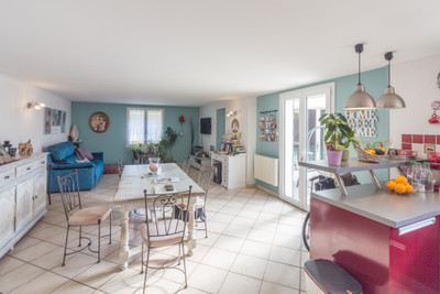 French property for sale in Les Andelys, Eure - €262,000 - photo 1