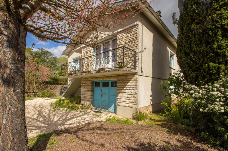 French property for sale in Angoulême, Charente - €169,600 - photo 2